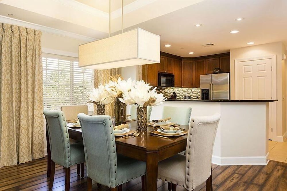 Condo Centre Courts Finest 3 Bedroom Reunion - Image 3