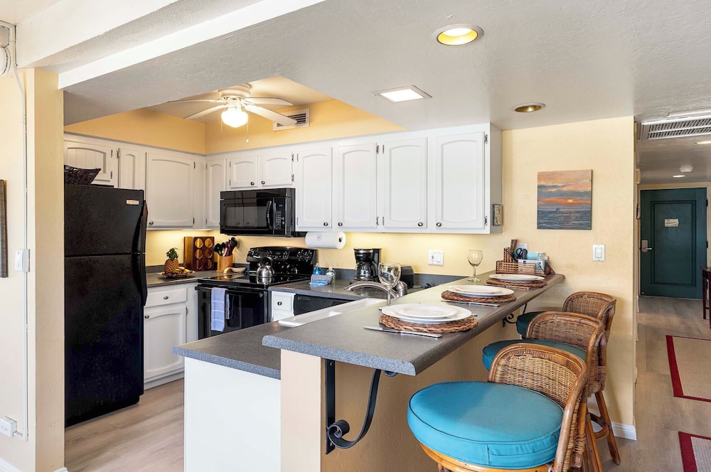 Ocean Views - AC - In Unit Washer/dryer - Vrkcv