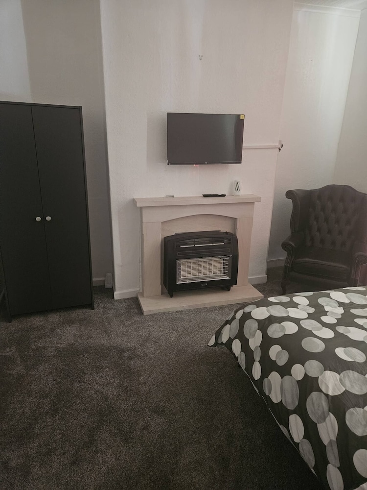 Ad7 Family Guest House