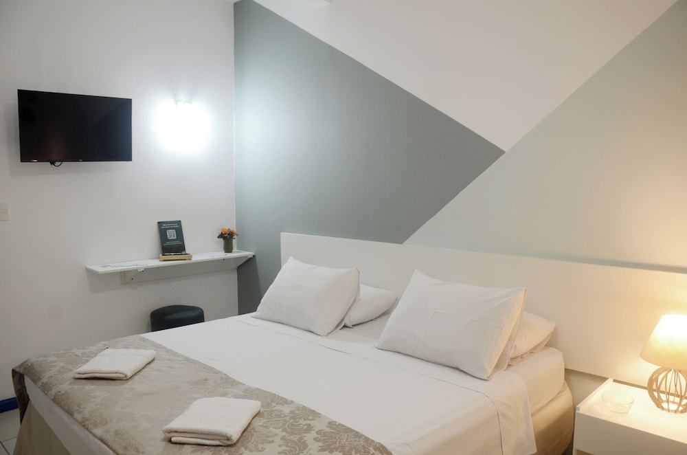 Metro Hotel