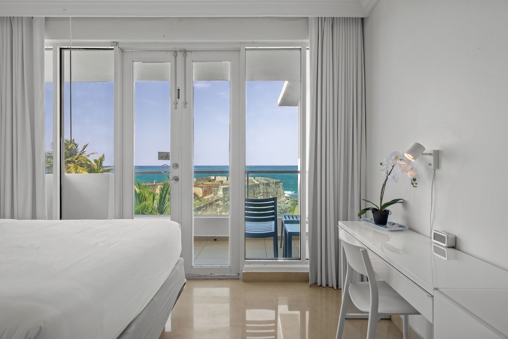 Condado Lagoon by Otium