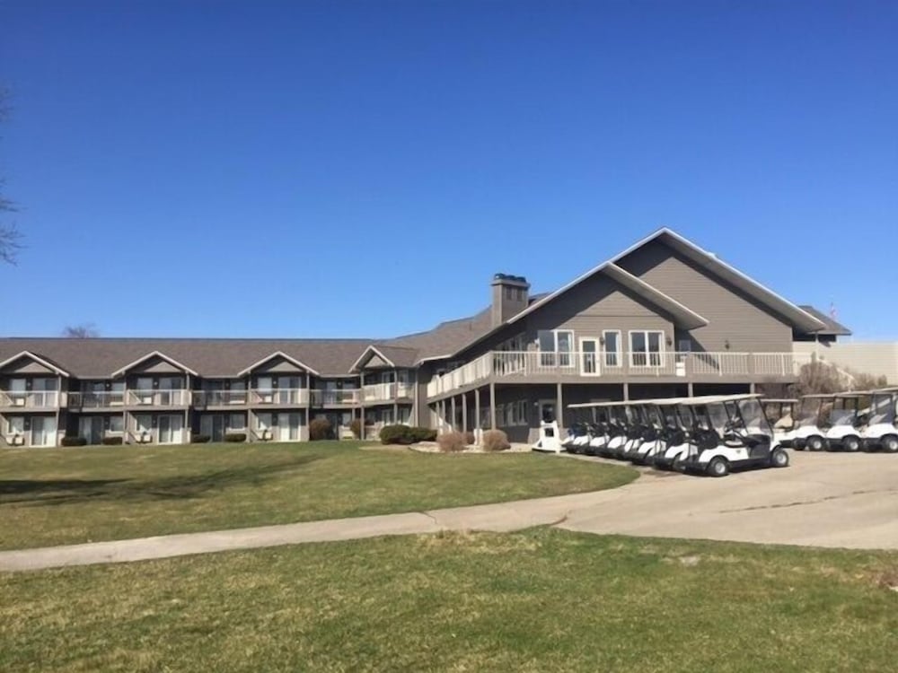 Hotel Cherry Hills Golf & Lodge