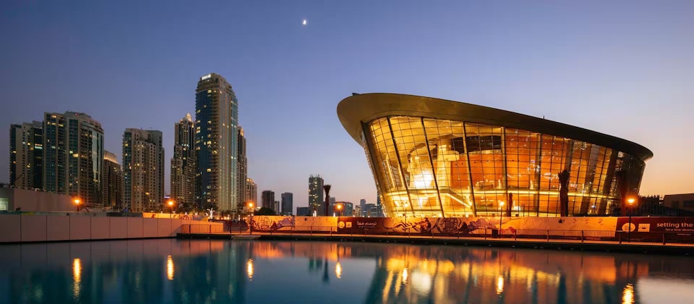 3BR Luxury Living next to Burj Khalifa