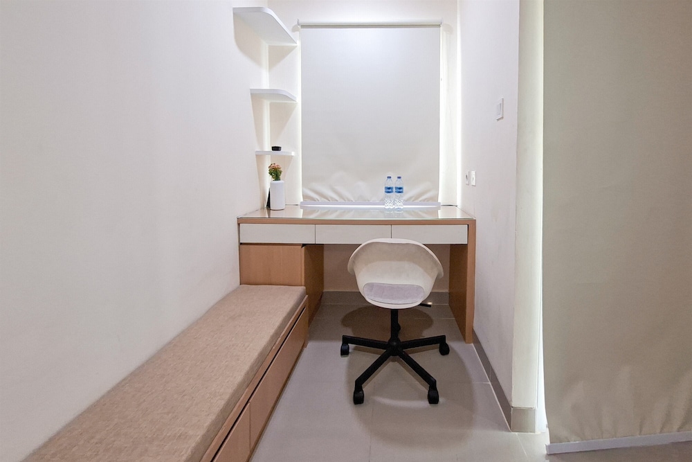 Urban Minimalist Studio Apartment At B Residence