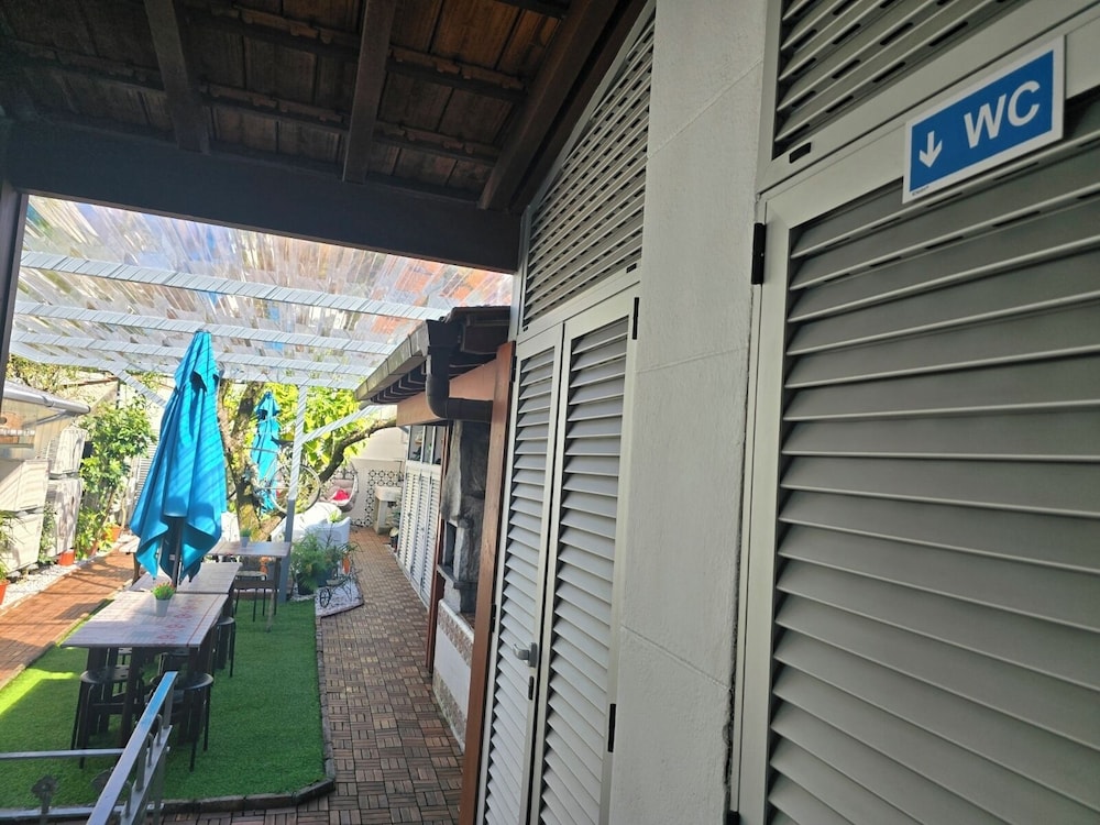 Jualis Guest House