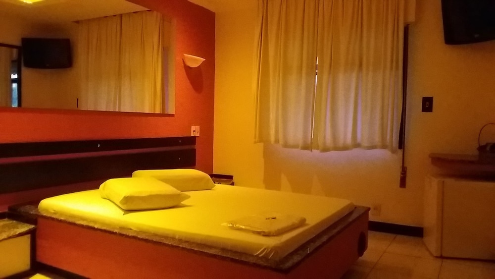 Motel dos Arcos