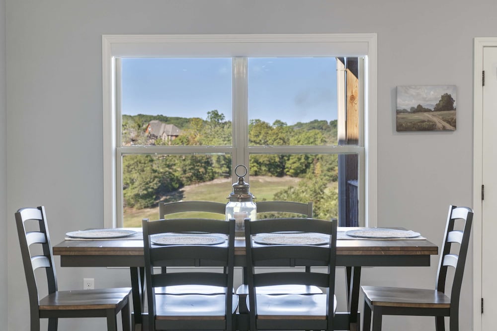Stonebridge Escape Sleeps 8!