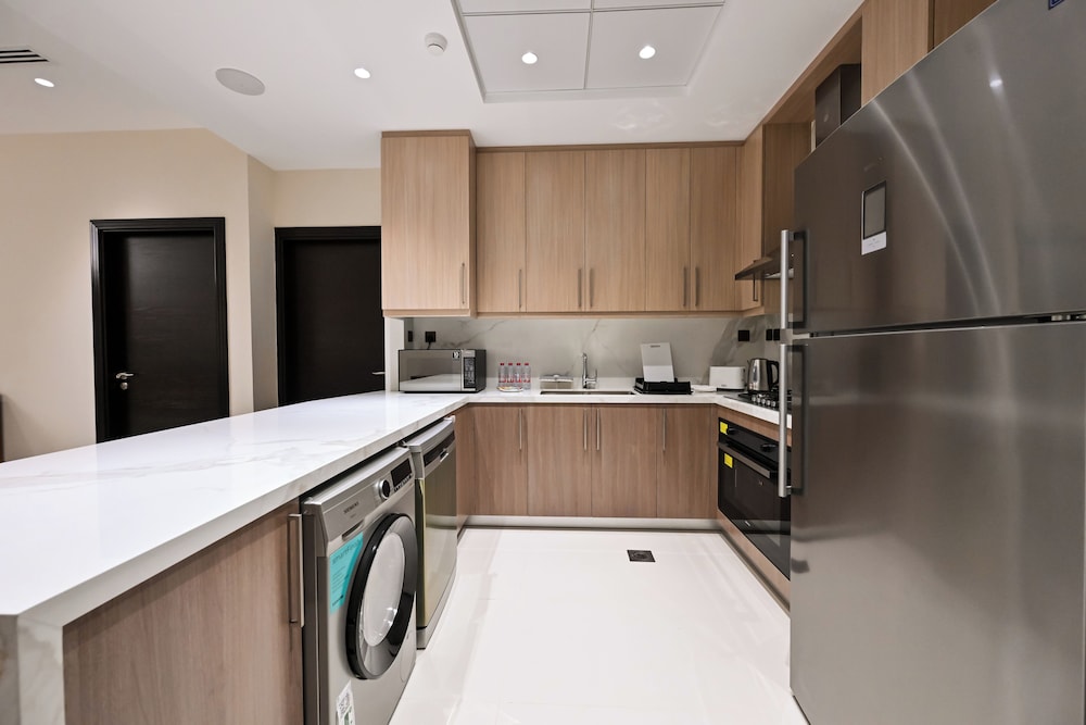 Elite Downtown Residence 2