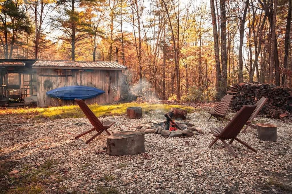 Blue Ridge Beech Cabin