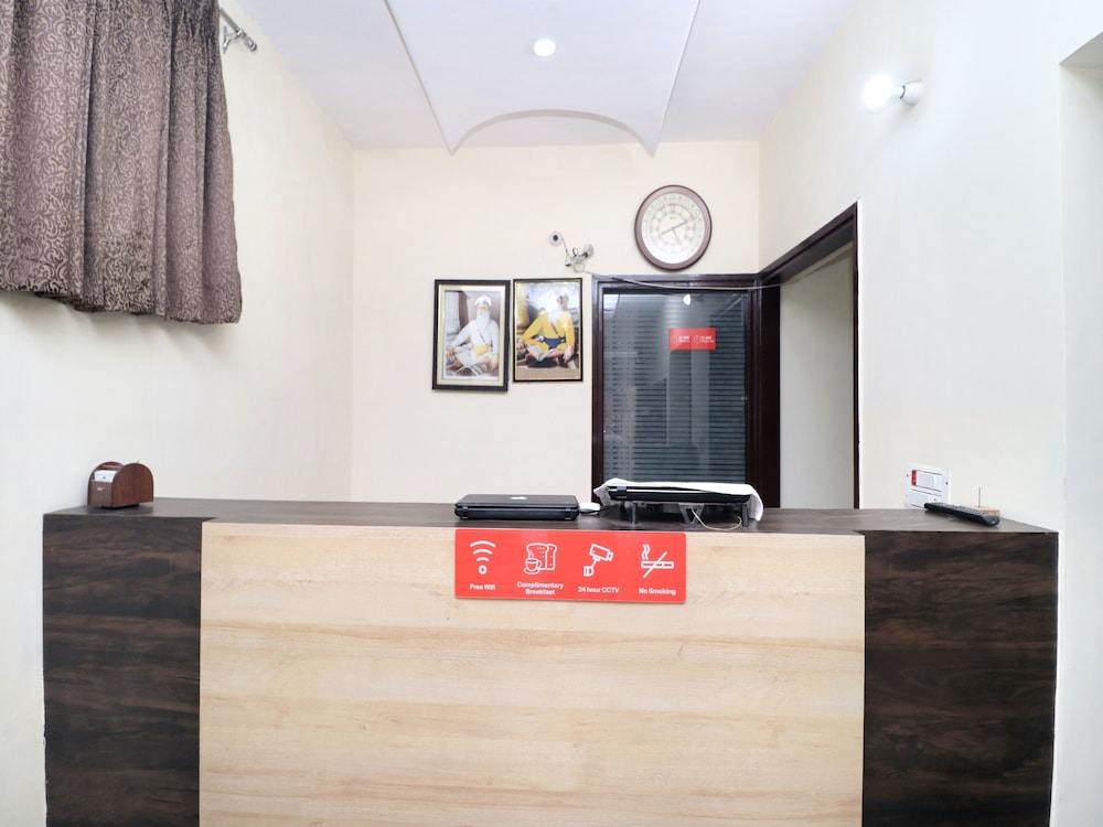 OYO 16494 Dhunna Guest House