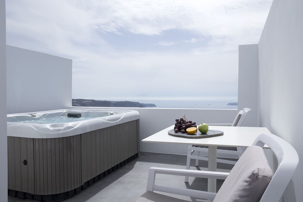 May Seven Santorini