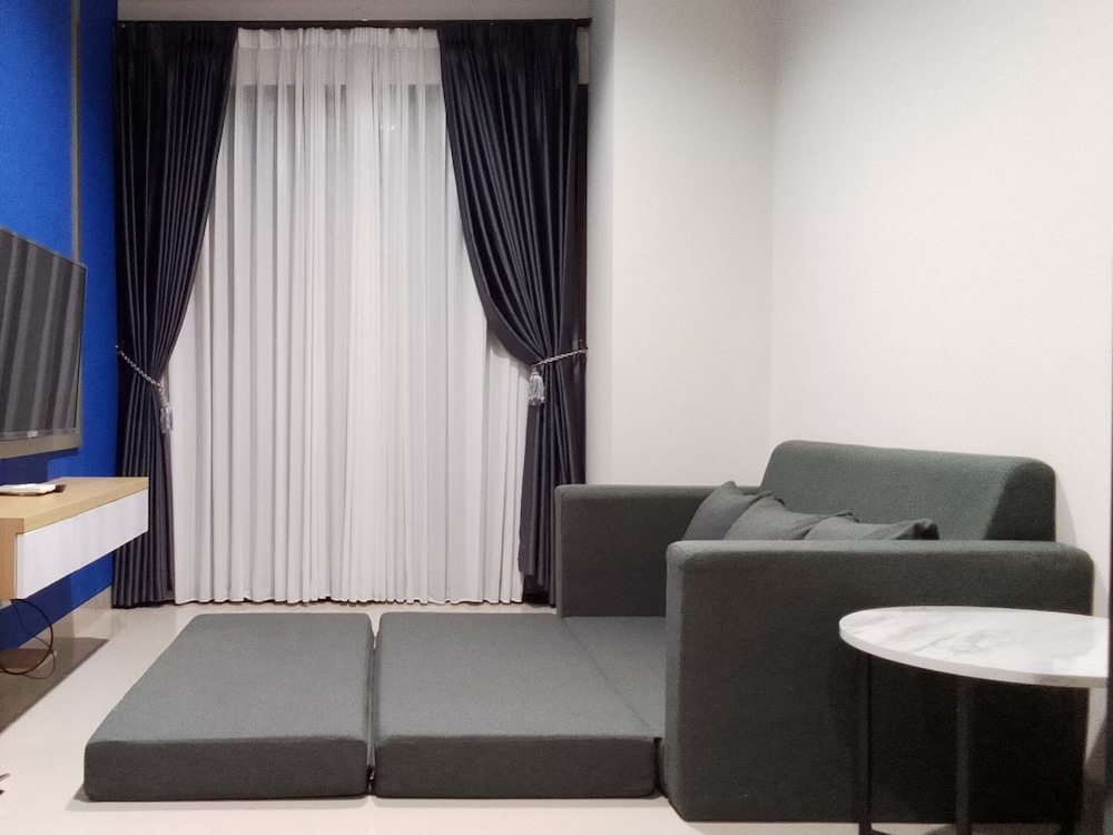 Best Deal 1BR Corner at Patraland Amarta Apartment