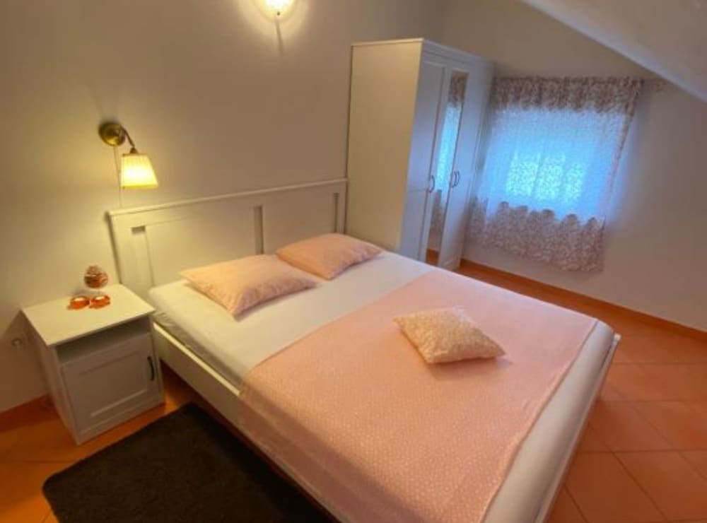 Apartments Lara Rab