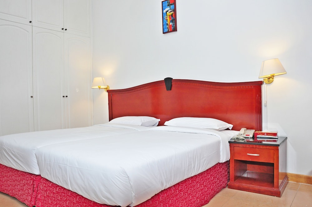 Abu Dhabi Vacations - Ramee Garden Hotel Apartments - Property Image 7