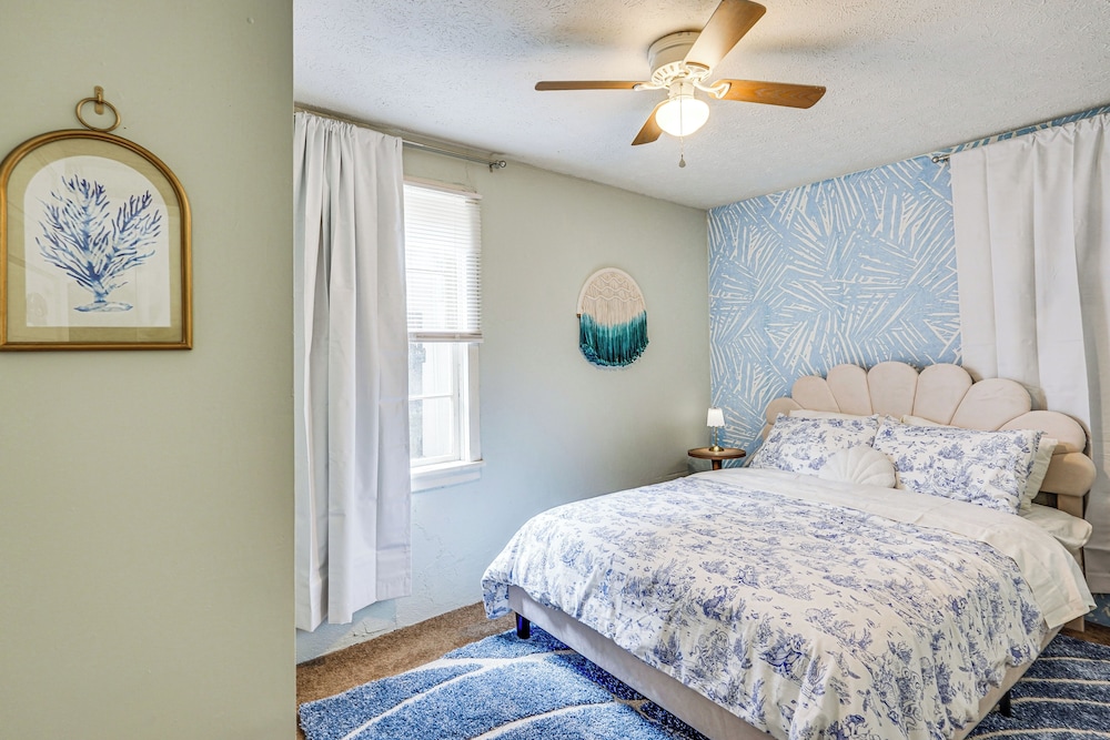 Little Cove Cottage! Walk to Dtwn Panama City