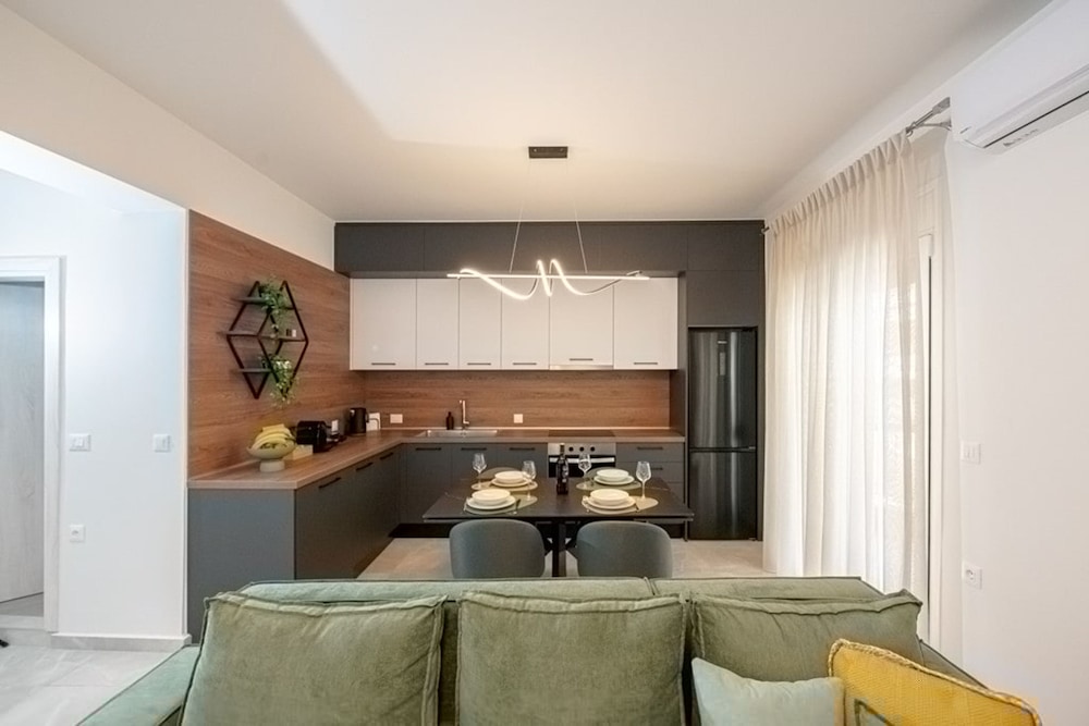 Luxury Chic Retreat Suites