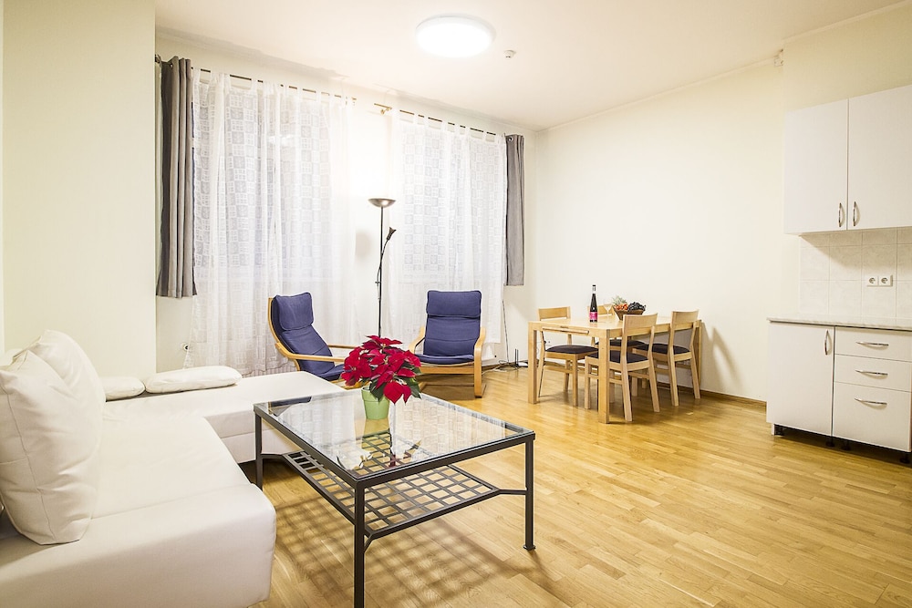 WINWINSTAY Apartment in Historical Area view 4
