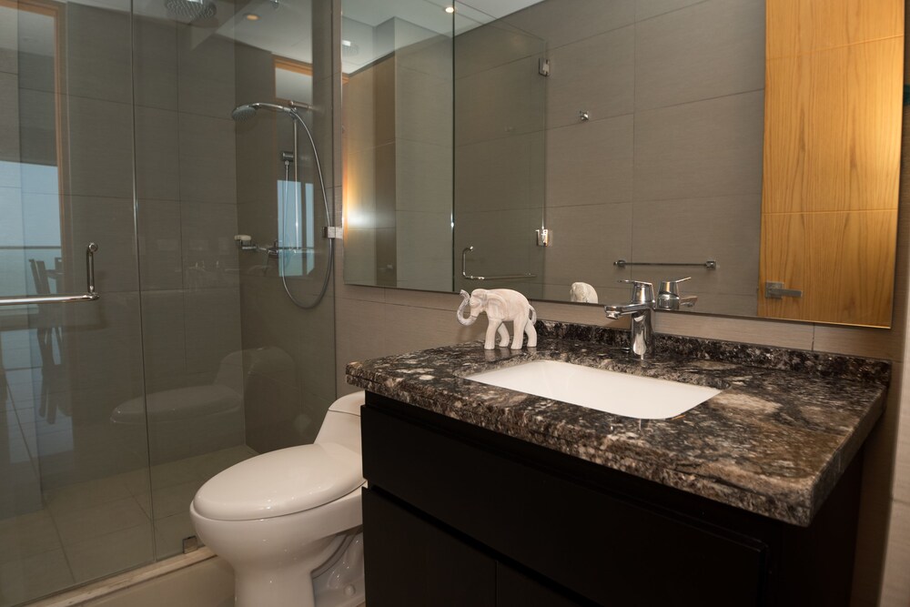 H2 Residences By Nomad Guru
