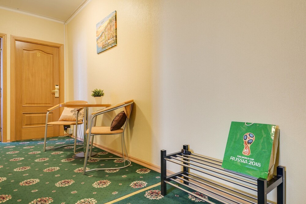 41 Orekhovo 3 Bedroom Apartment near Tsaritsyno Park