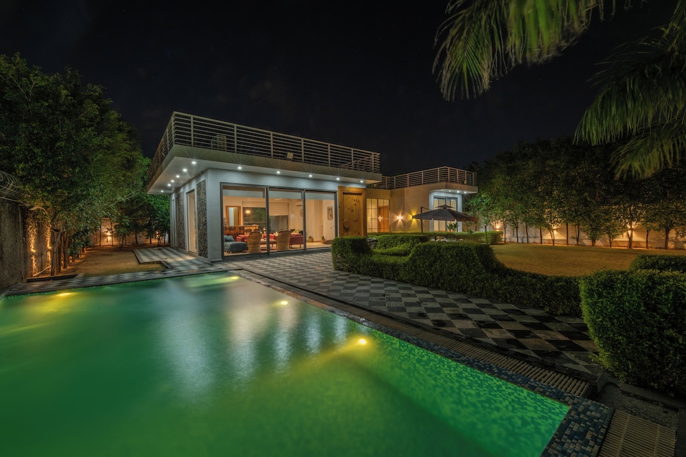 The Nivaas Villa Bonita