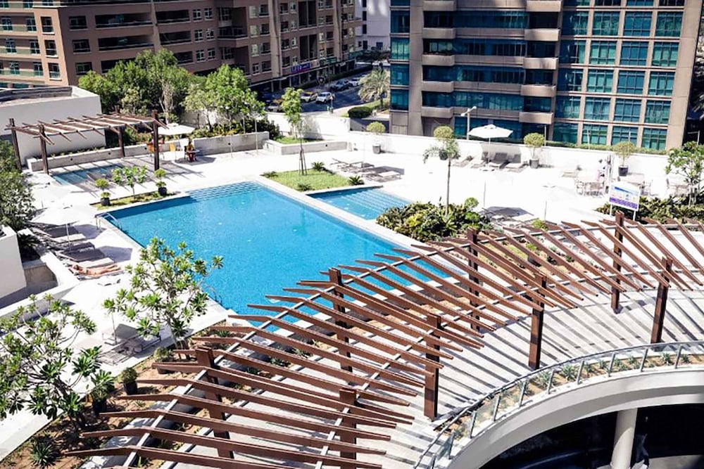 LUX Holiday Home - Silverene Towers 1
