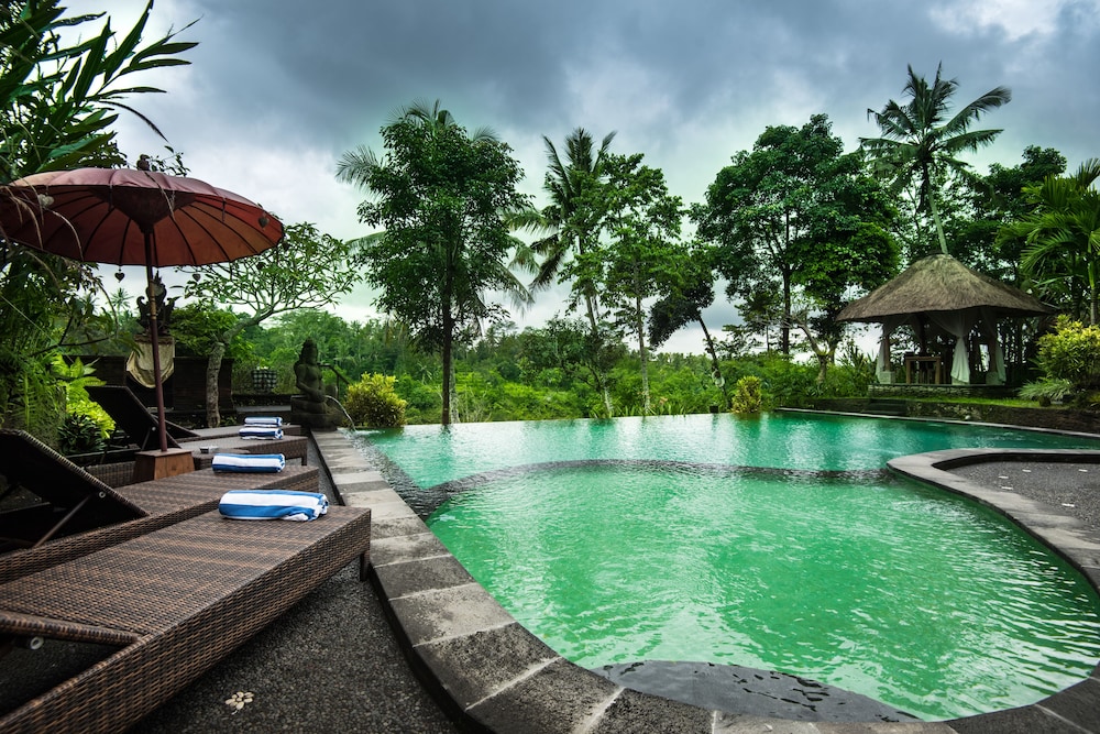 Bunut Garden Luxury Private Villa