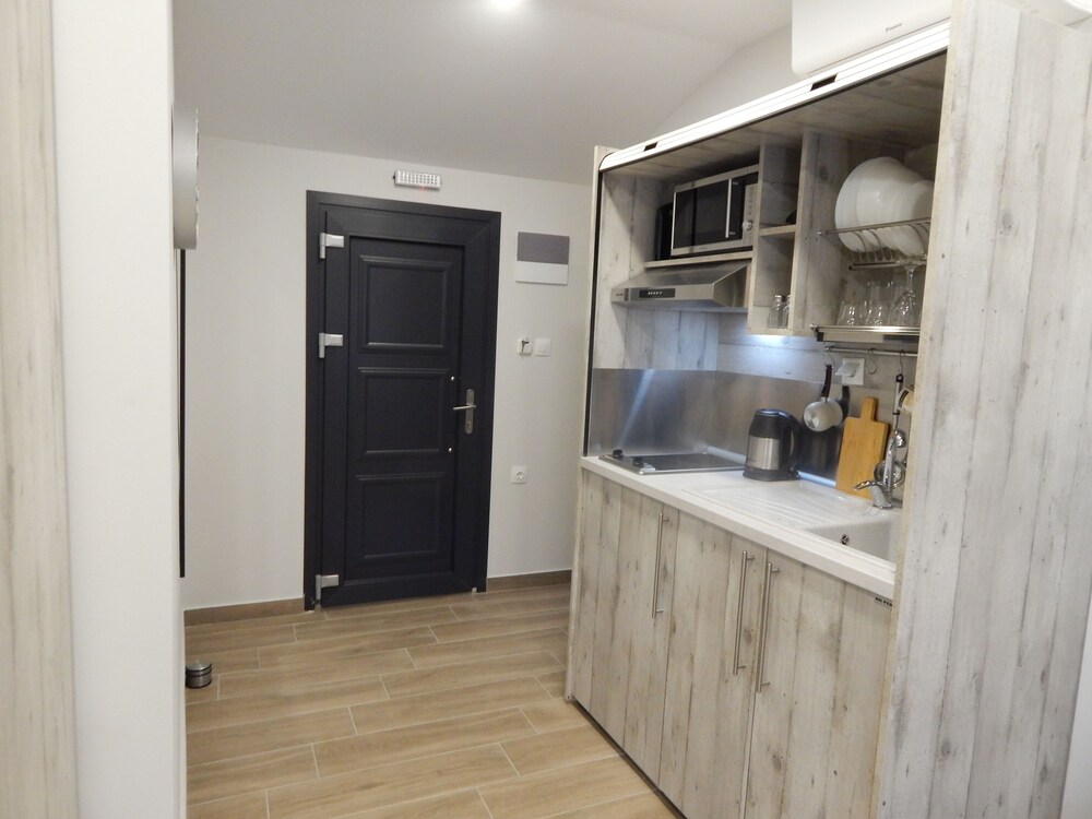 Nioplias Luxury Apartments Pefkohori