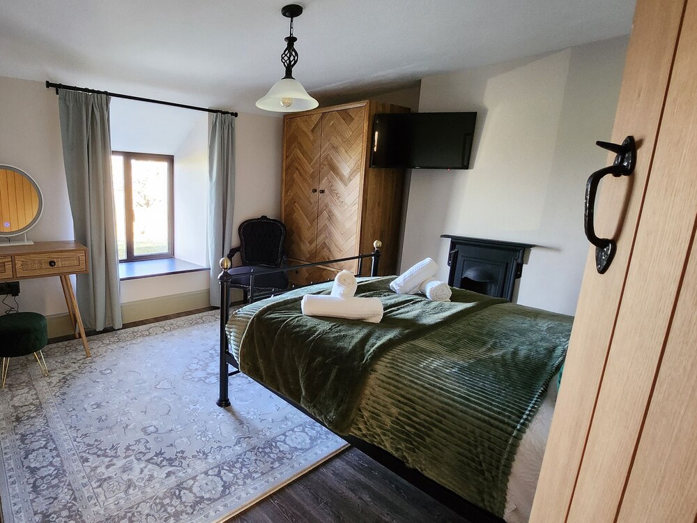 3 Penllan Cottages