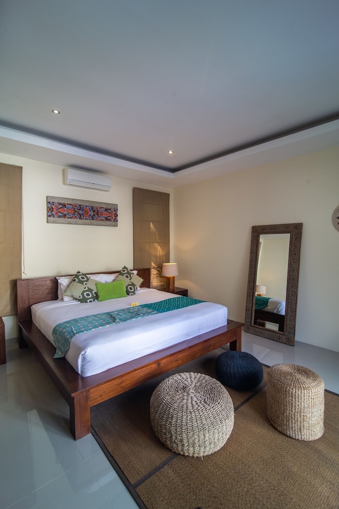 Marijo Villa 2BR Private Pool Mins to Central Ubud