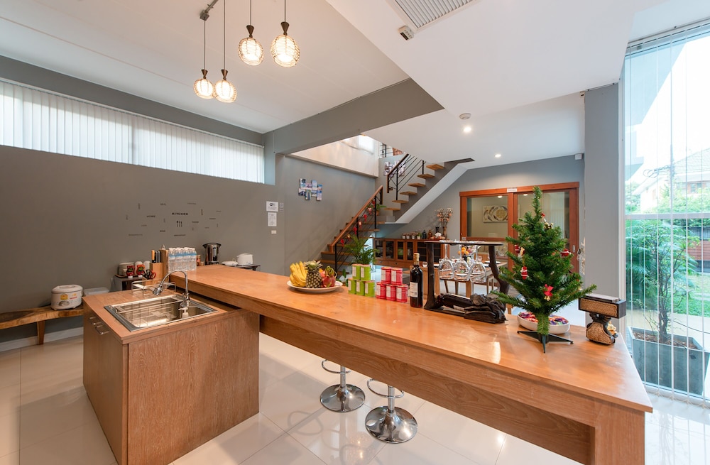 Dream Living Chiangmai Pool Villa