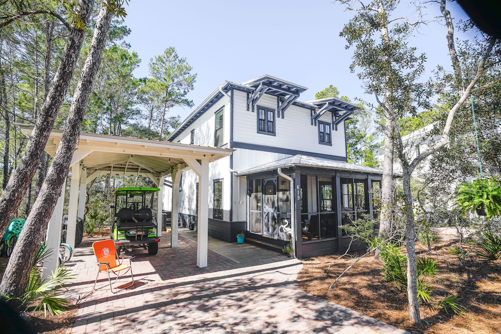 Magnolia Cottages by the Sea by Panhandle Getaways
