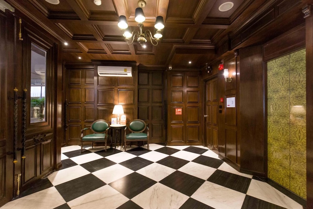 LA49 Hotel