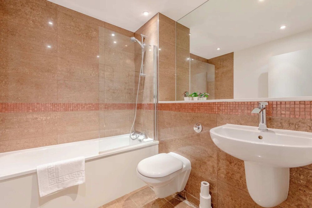 Beautiful & Bright 2BD Flat - Dalston!