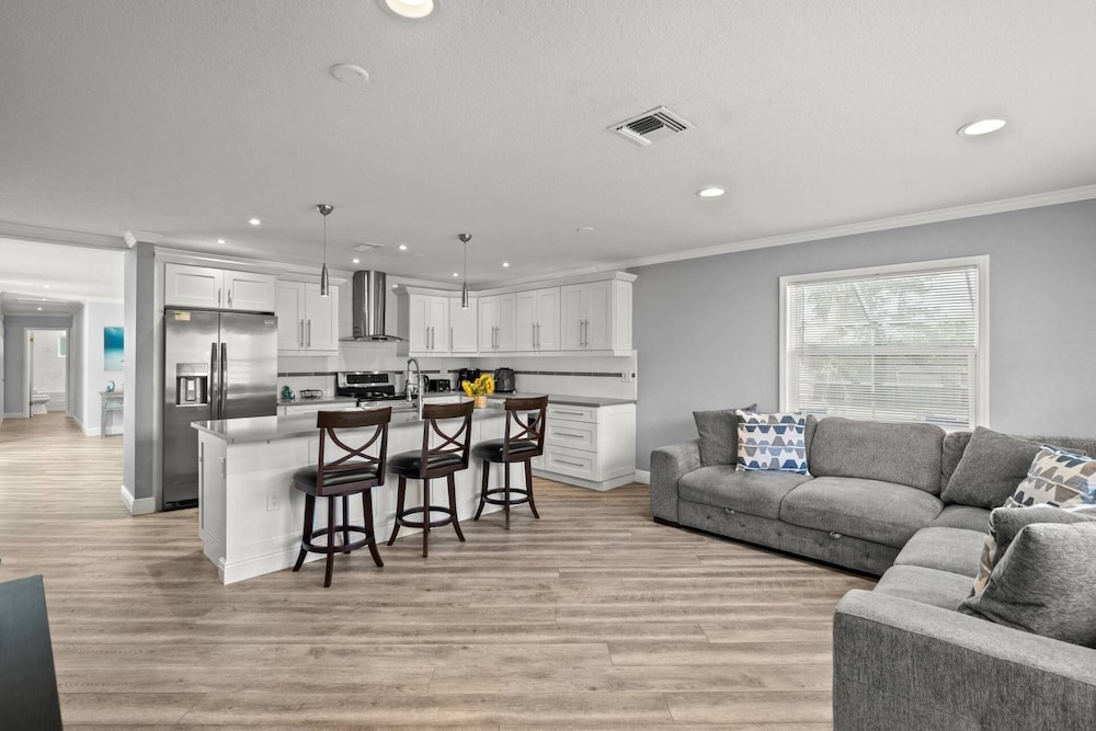 Silver Palm Retreat