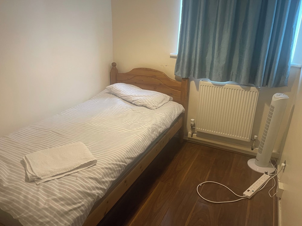 3br-sleeps5-balcony-centrallondon-ws95
