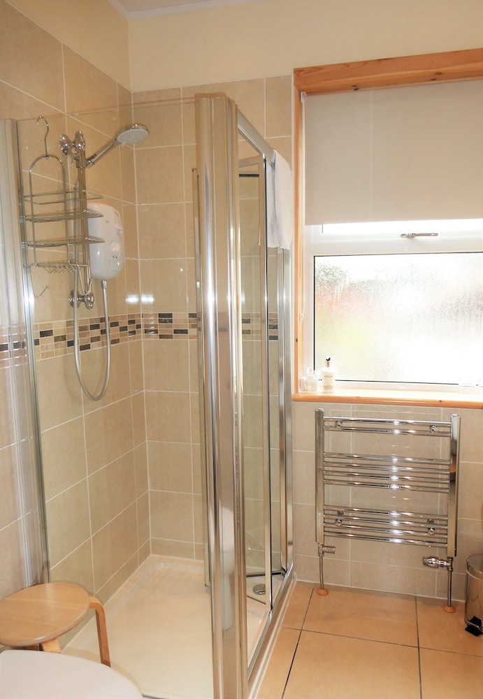 The Willows - Room Only Accommodation
