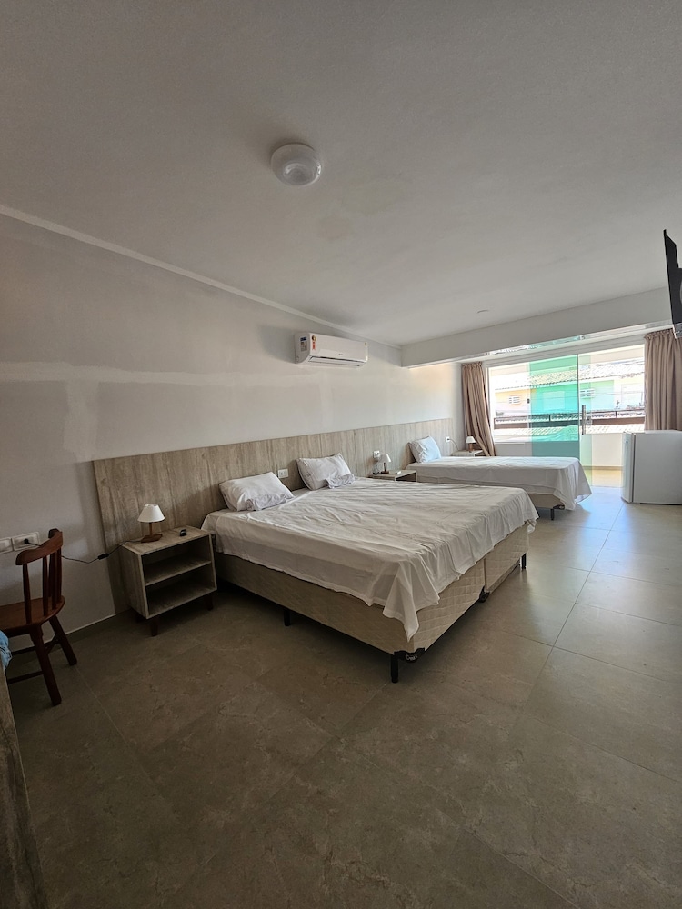 Suites Pontal dos Golfinhos