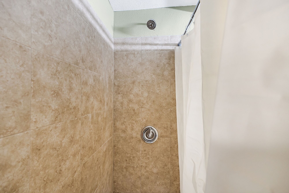 Chico Vacations - Safari Inn - Chico - Property Image 7