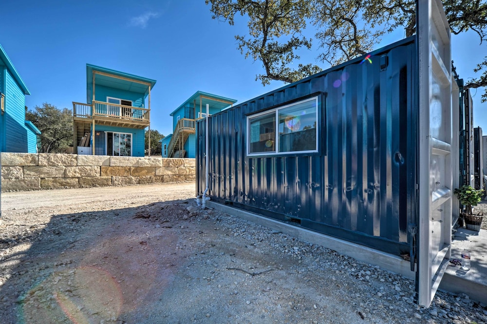 Modern Studio w/ Mtn Views & Lake On-site!
