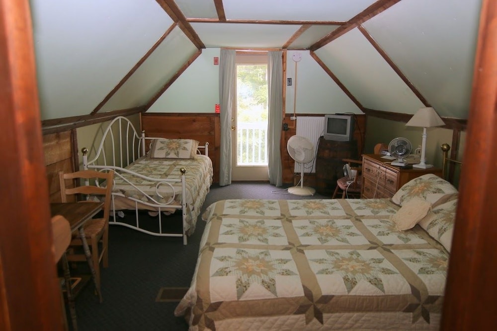 Plymouth Vacations - Salt Ash Inn - Property Image 121