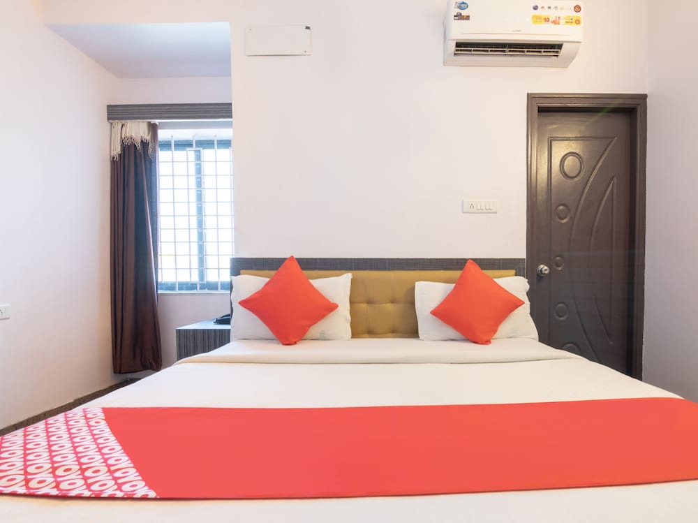 OYO 8385 Udupi Inn