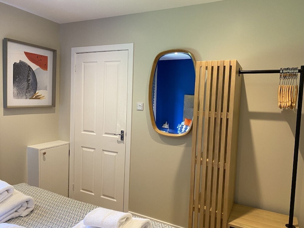Birch Lodge 21 With Hot Tub, Newton Stewart view 5