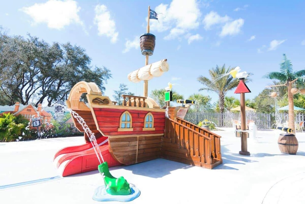 Comfortable Vacation Home up to 10 People