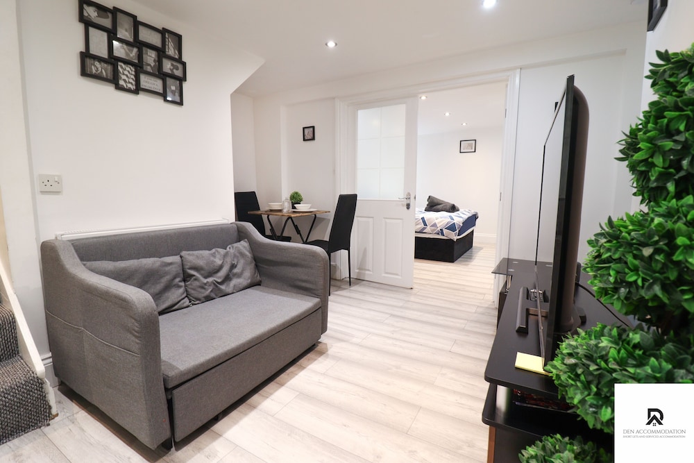 3-bed House in London Near the O2 Arena & Excel