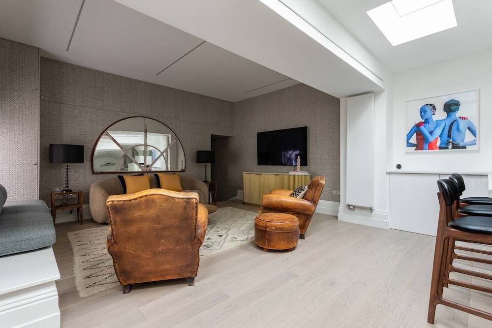 Winchester Street III by Onefinestay