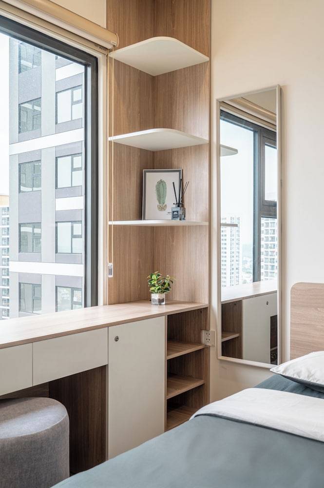 LA Nest 2BR WeeklyMonthly big deal GH2