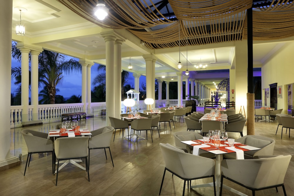 Grand Palladium Lady Hamilton Resort  Spa All Inclusive - Property Image 122