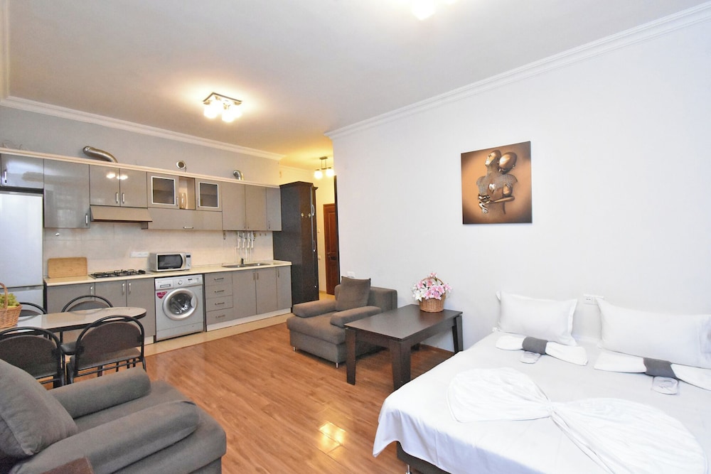 Apartment on Argishti street