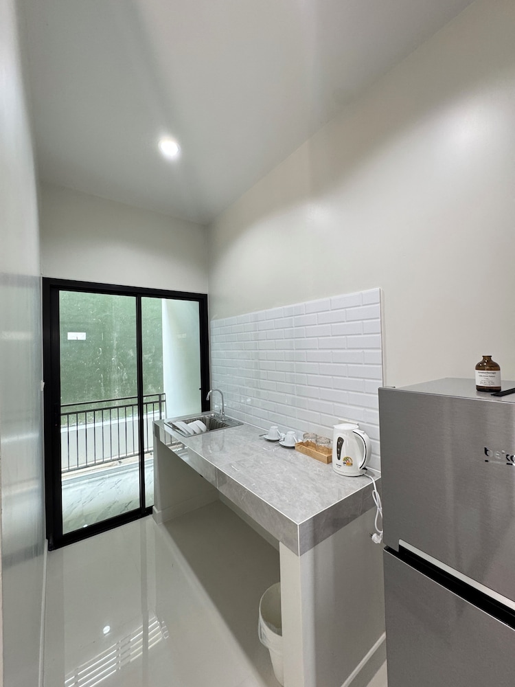 LELA HOME
