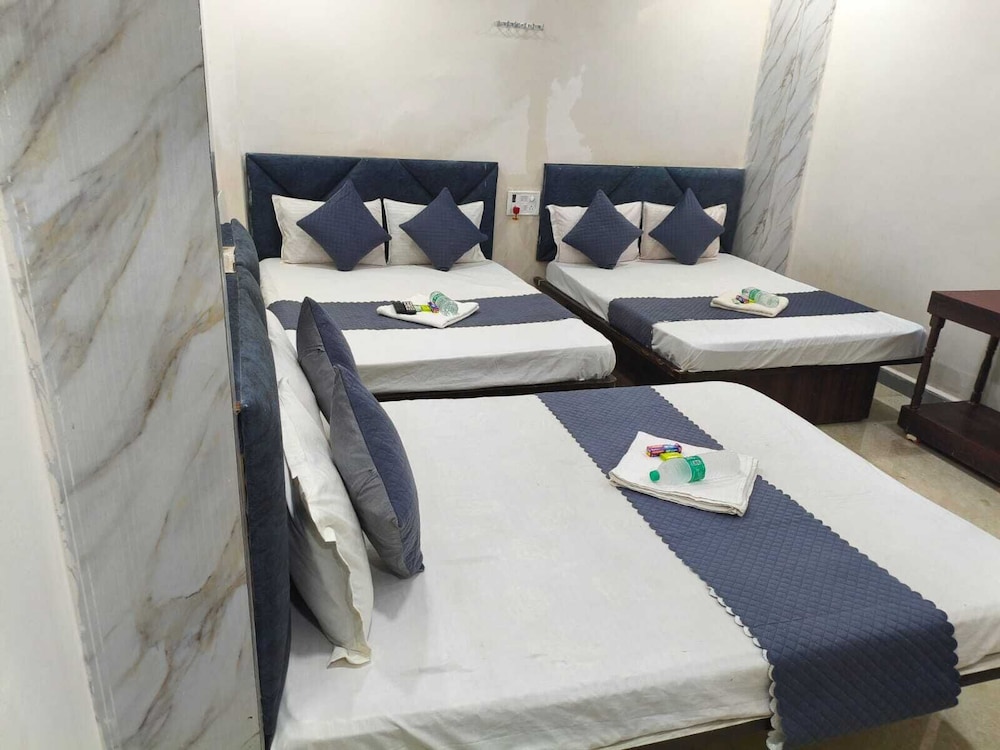 Shri Radha hotels